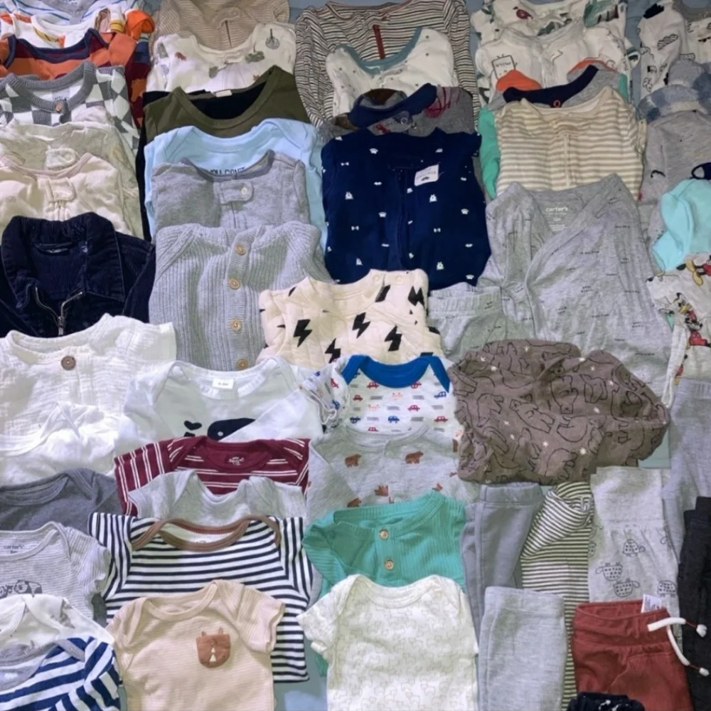 10 Piece 3 & 3-6 Month Boy Baby clothes lot bundle 8 Used 2 New - Picture 5 of 5